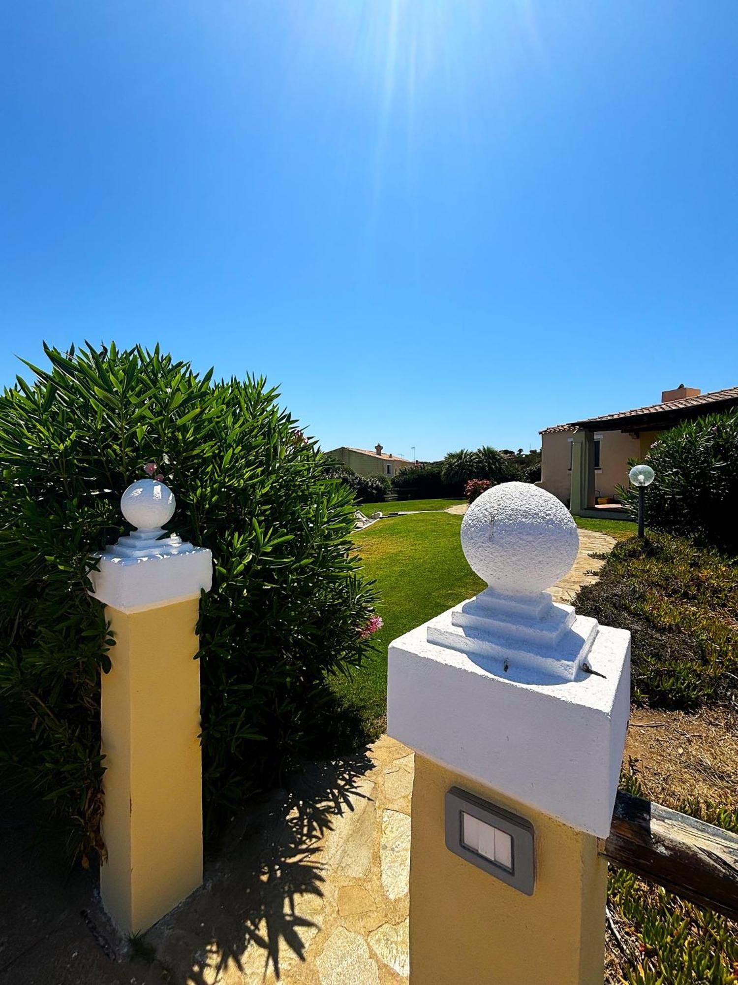 Villa Claudia Piscina Privata Stintino Exterior photo